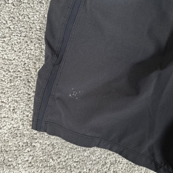 Lululemon Pace Breaker Shorts Mens S Black Lined Athletic 9" Work Out M7AA7S - Picture 6 of 8